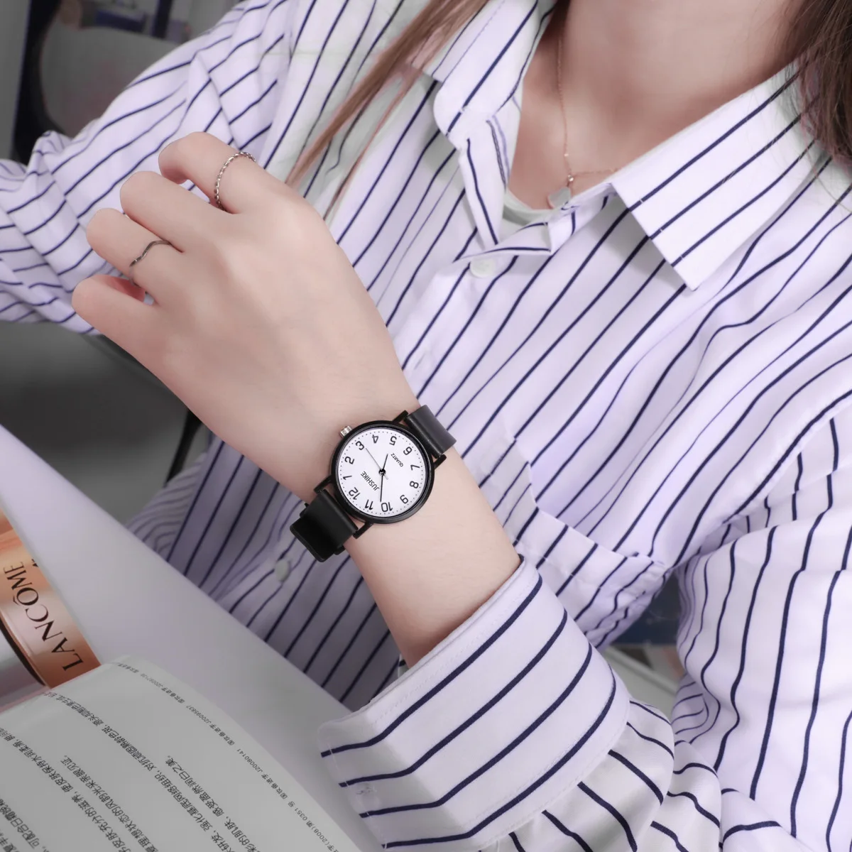 Basit Siyah İzle Kuvars Saatle - Silicone Band Women incelemesi ve fiyatı